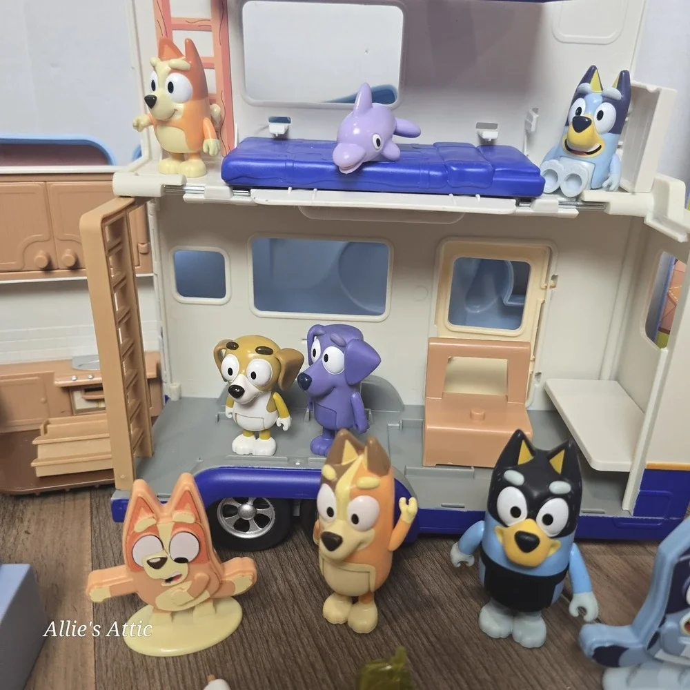 Bluey Lot Caravan Play Set Jeep Camper Figures Toy Hide Seek Scavenger Hunt Game